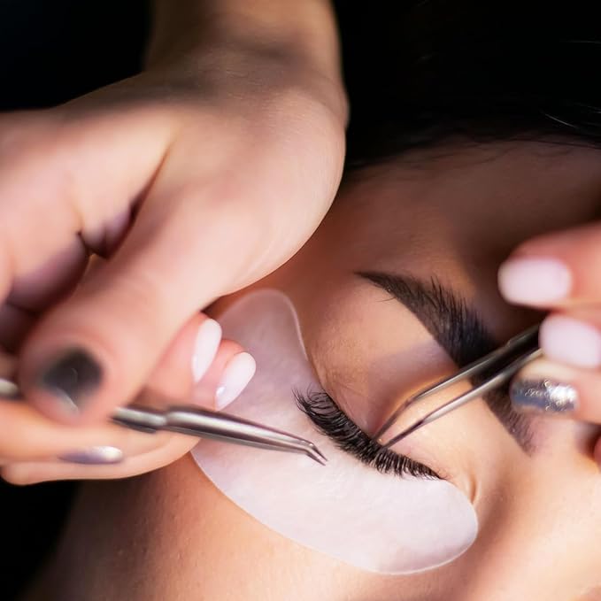 i-Laesh 100 Pairs Eye Pads for Lash Extensions - 100% Natural Aloe Vera Hydrogel Gel Under Eye Pads - Lint Free, Stick Well, Fits Most Eye Shapes Lash Extension Supplies Makeup Tools - Regular Shape