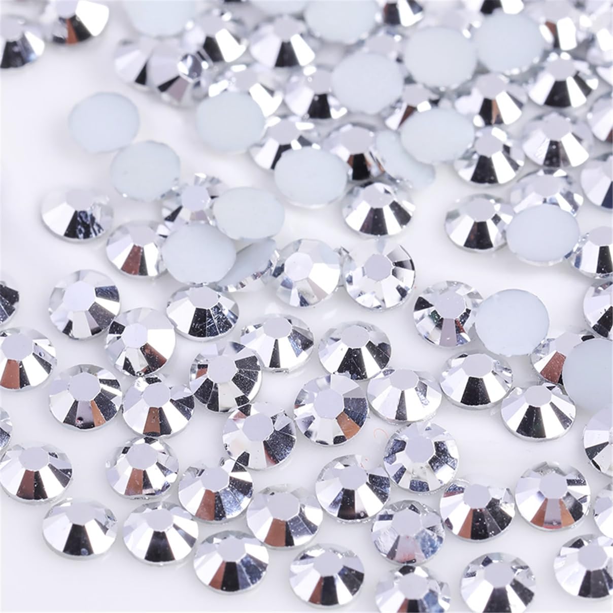3000 Pieces SS6 2mm Flatback Rhinestones Clear Glass Round Gems Crystals for Nail Art DIY Crafts Clothes Shoes Bags （Silver）